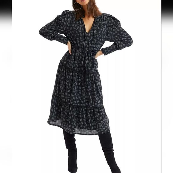 NEW ALLISON NEW YORK Meadow Print Maxi Dress Black Small - Picture 1 of 8